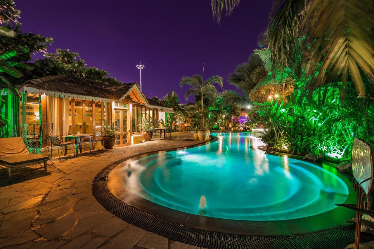 Fiesta Beach Resort Baga Extérieur photo